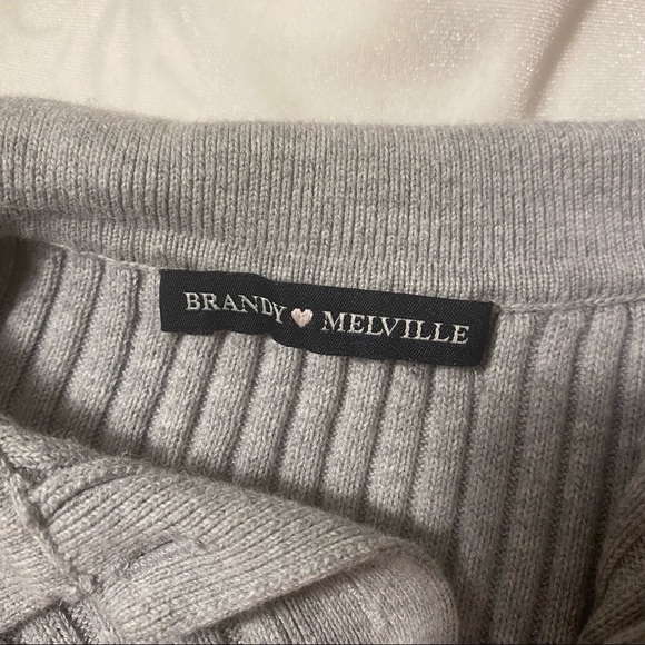 Cute Brandy top - Picture 2 of 4